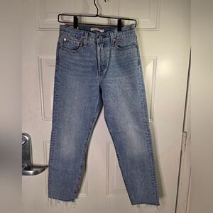 Levi's Wedgie Straight Leg Denim Jeans Size 26‎